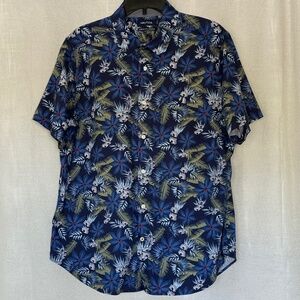 Nautica Men's Button Short Sleeved Shirt Sz L NWOT